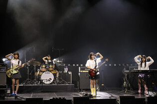 QWER releases 2nd mini album