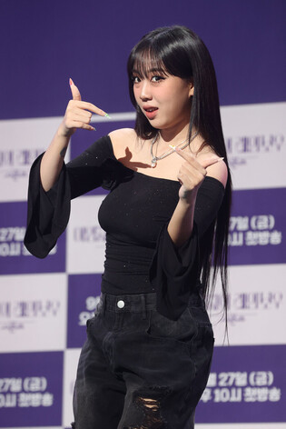 S. Korean singer Lee Young-ji