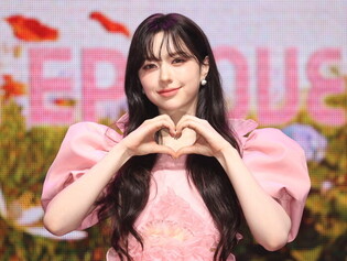 S. Korean girl group Fifty Fifty