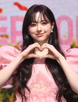 S. Korean girl group Fifty Fifty