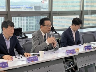 영진위원장 "중예산 영화 10편 제작지원…사다리 역할 할 것"