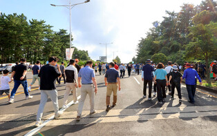 'Street without cars' event in Jeju