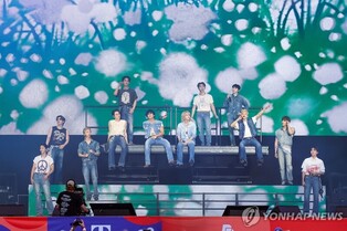 세븐틴 신보에 유명 프로듀서 DJ 칼리드와 협업곡 수록