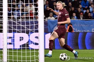 맨시티 4골·바르셀로나 5골 폭격…UCL 우승후보들 '첫승'