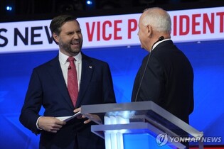 [美부통령토론] 과장·오해 소지 표현 다수…대통령 토론보다 적어