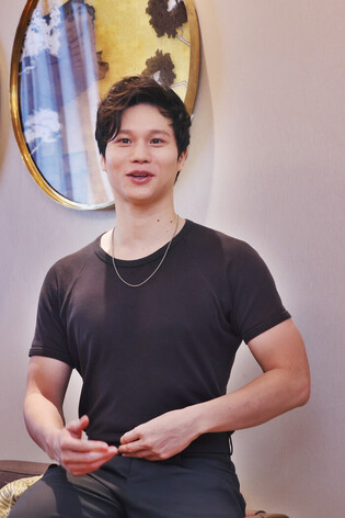 Australian actor of Vietnamese descent: Hoa Xuande