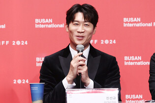 S. Korean actor Jin Sun-kyu