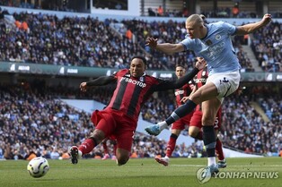 치열한 EPL 선두 경쟁…맨시티·리버풀·아스널, 나란히 승전가