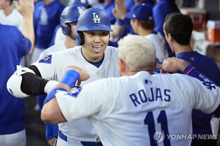 오타니, 동점 3점포…다저스, 샌디에이고 꺾고 NLDS 1차전 승리(종합)