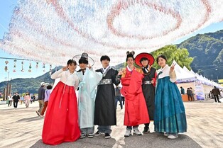 '구성진 장단에 어깨가 들썩' 제49회 정선아리랑제 성황리 폐막