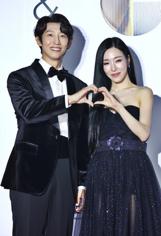 S. Korean actor Kang Ki-young and actress Tiffany Young