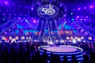 보이밴드 50년 역사 되짚은 스키즈…아메리칸 뮤직 어워즈 출연