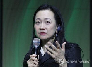 (2nd LD) Renowned Korean American author Lee hails Han Kang's Nobel Prize win