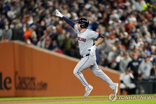 클리블랜드, 디트로이트 꺾고 ALDS 5차전으로…프라이 역전포