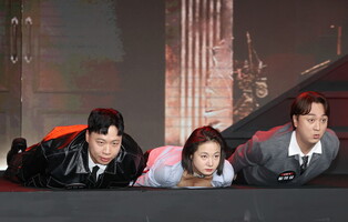 Comedy show 'Comedy Revenge'