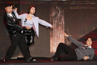 Comedy show 'Comedy Revenge'