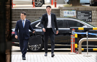 Footballer Hwang Ui-jo at court