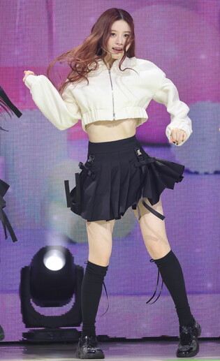 S. Korean girl group Illit