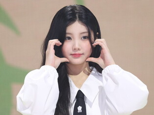 S. Korean girl group Illit