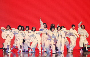 S. Korean girl group tripleS