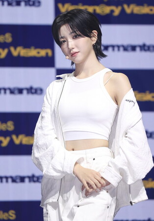 S. Korean girl group tripleS