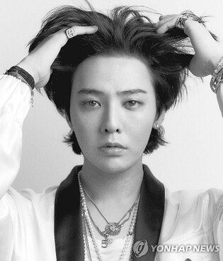 지드래곤, 7년만 신곡 '파워'…"미디어의 힘에 대한 풍자"