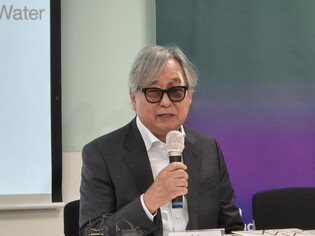 "관객 관점에 따라 작품은 이렇게도, 저렇게도 보일 수 있는 것"