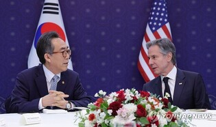 (LEAD) Top diplomats of S. Korea, U.S. discuss N. Korea's troop deployment to Russia