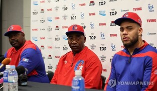 쿠바 감독 "모이네로는 도미니카공화국전 선발"…한국에 희소식
