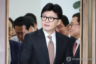 Ruling party aims to launch consultative body with opposition, gov't, doctors next week