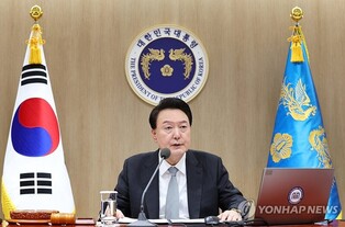 Yoon instructs aides to swiftly proceed with reform agenda