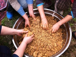 (LEAD) UNESCO most likely to list Korean 'jang-making' culture as cultural heritage