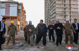 N. Korean leader inspects flood-hit areas under reconstruction