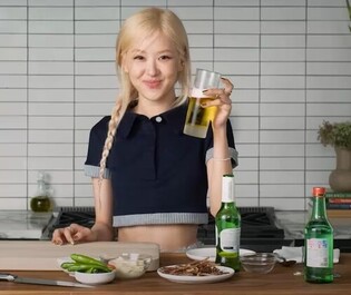Shin Jong-geun's 'K-Liqueur' Story: The Green Bottle Fever Sparked by BLACKPINK's Rose