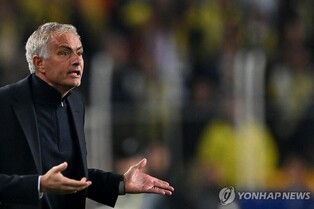 "구역질나는 튀르키예, 구단에 속았다"…'독설' 모리뉴 출전정지