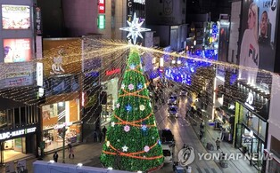 빛으로 물드는 겨울밤…부산 광복로 트리축제 15일 개막