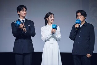 'Knock-off' Star Kim Soo-hyun Excited to Play 'Cold-Hearted Merchant Selling Counterfeits'