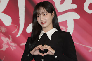 S. Korean actress Yeon Woo