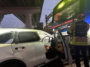 Car-train collision in Seoul