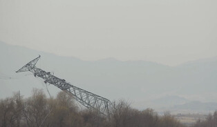 N. Korea dismantles power line towers for Kaesong complex