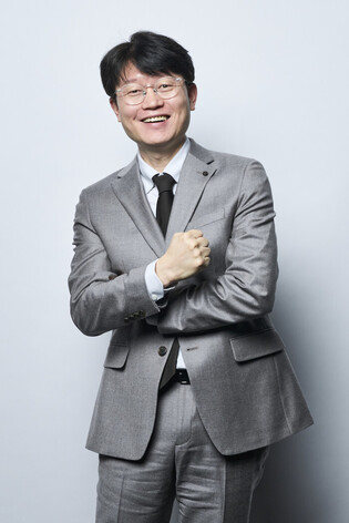 S. Korean director Shin Yeon-sik