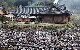 Korean 'jang-making' tradition earns UNESCO heritage status