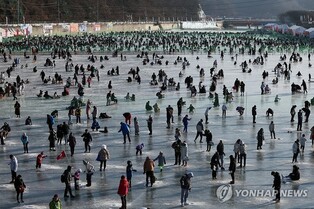 [기후 격변] ⑧ 강원 겨울축제 이상기온에 전전긍긍…취소·연기 반복