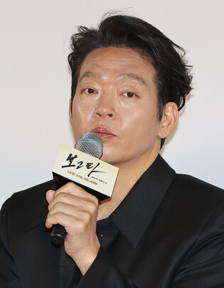S. Korean actor Park Ji-hwan