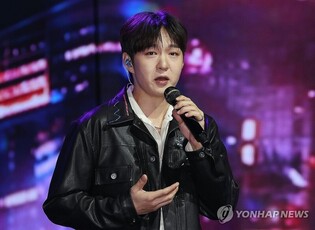 올해 노래방 최고 인기곡은 이창섭의 '천상연'