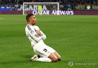음바페 UCL 50호골 '쾅!'…R마드리드, 아탈란타에 3-2 승리