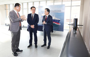 Finance minister at Hanwha Ocean