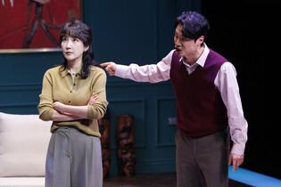 S. Korean actress Shin Dong-mi and actor Lee Hee-jun