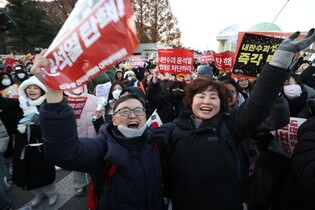 Nat'l Assembly votes to impeach Yoon