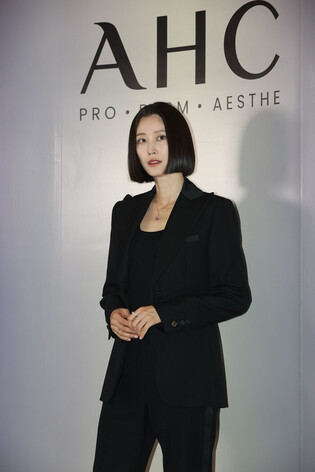 S. Korean model Lee Hyun-yi